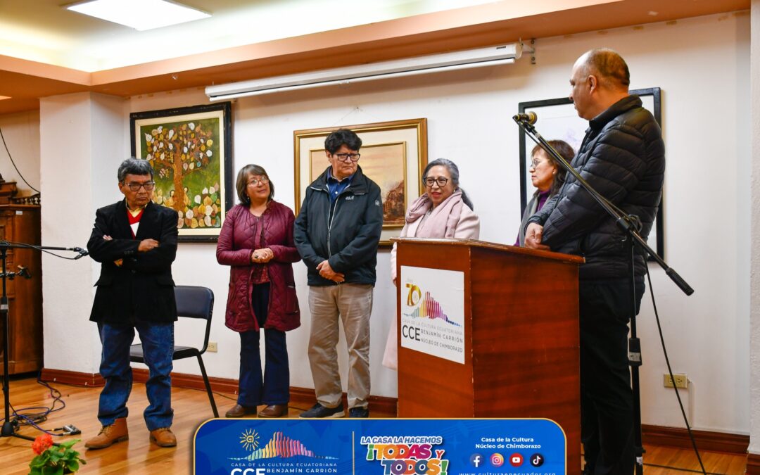 La Casa de Carrión en Chimborazo celebró la presentación del poemario «Entre vagabundos y otros amores»